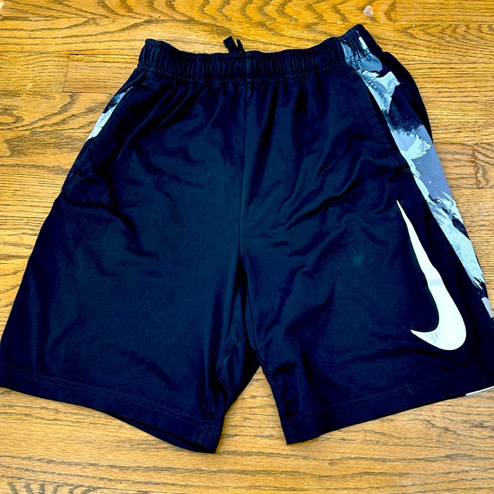 Nike dri fit boys black athletic shorts